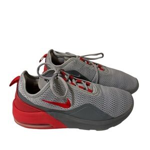 Nike Air Max Motion 2 Mens Red Grey Running Shoes in good conditions